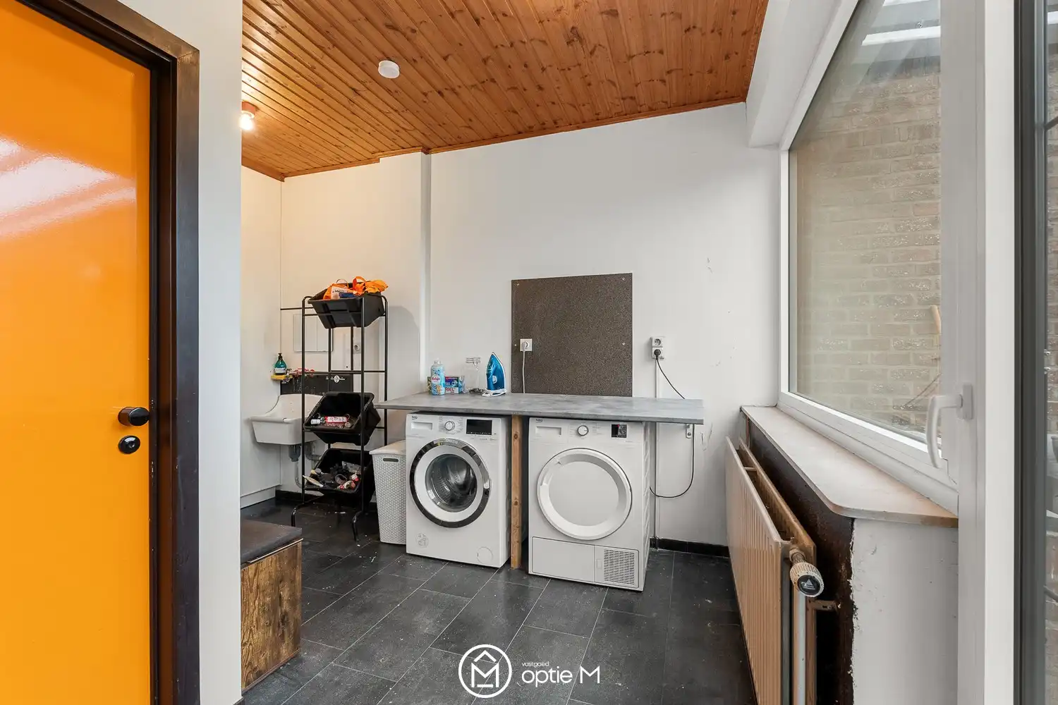 VERRASSEND RUIME HALFOPEN WONING MET 361 M², 5 SLAAPKAMERS EN TAL VAN MOGELIJKHEDEN foto 11
