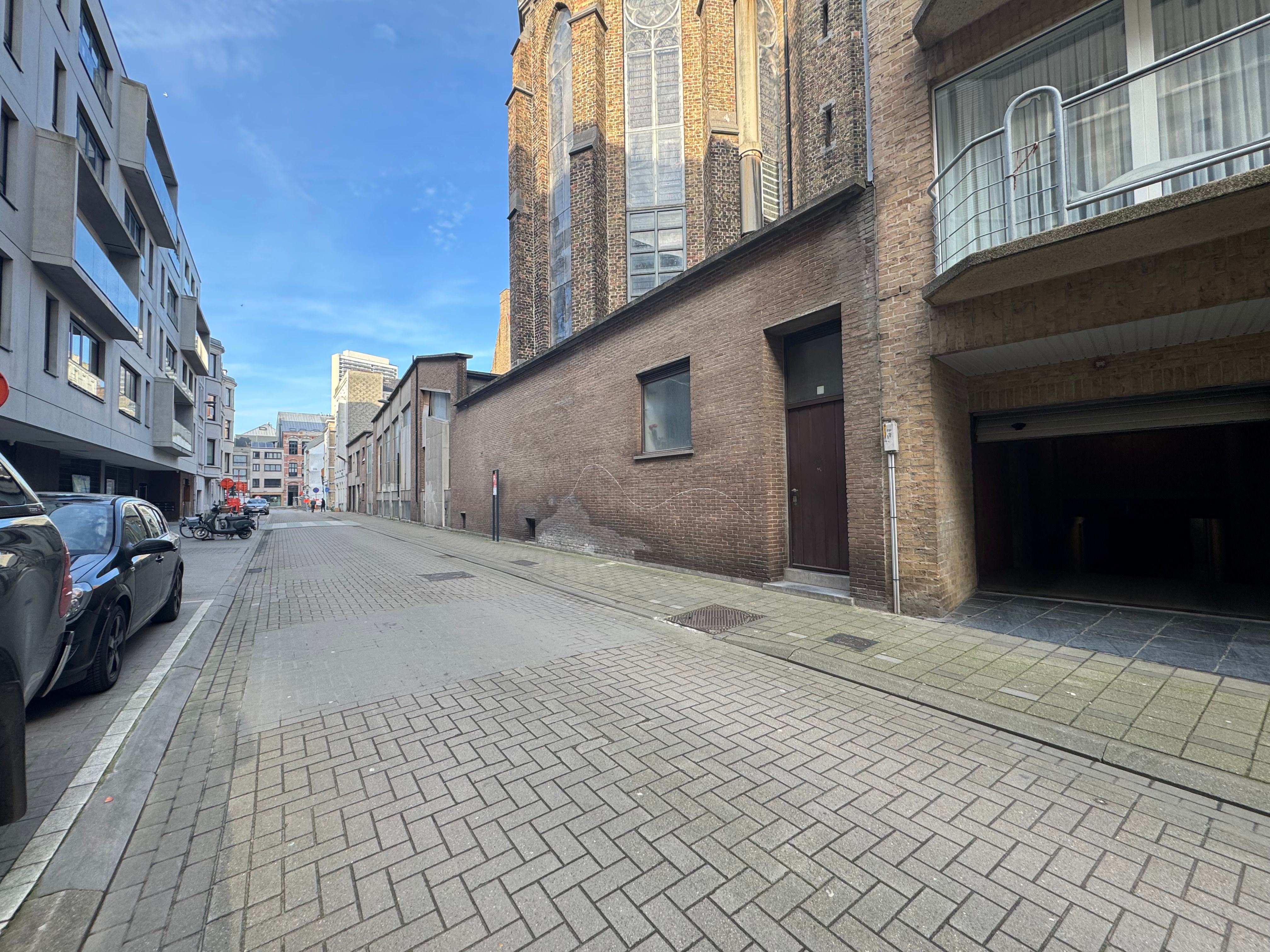 Garagebox in stadscentrum Oostende foto 9