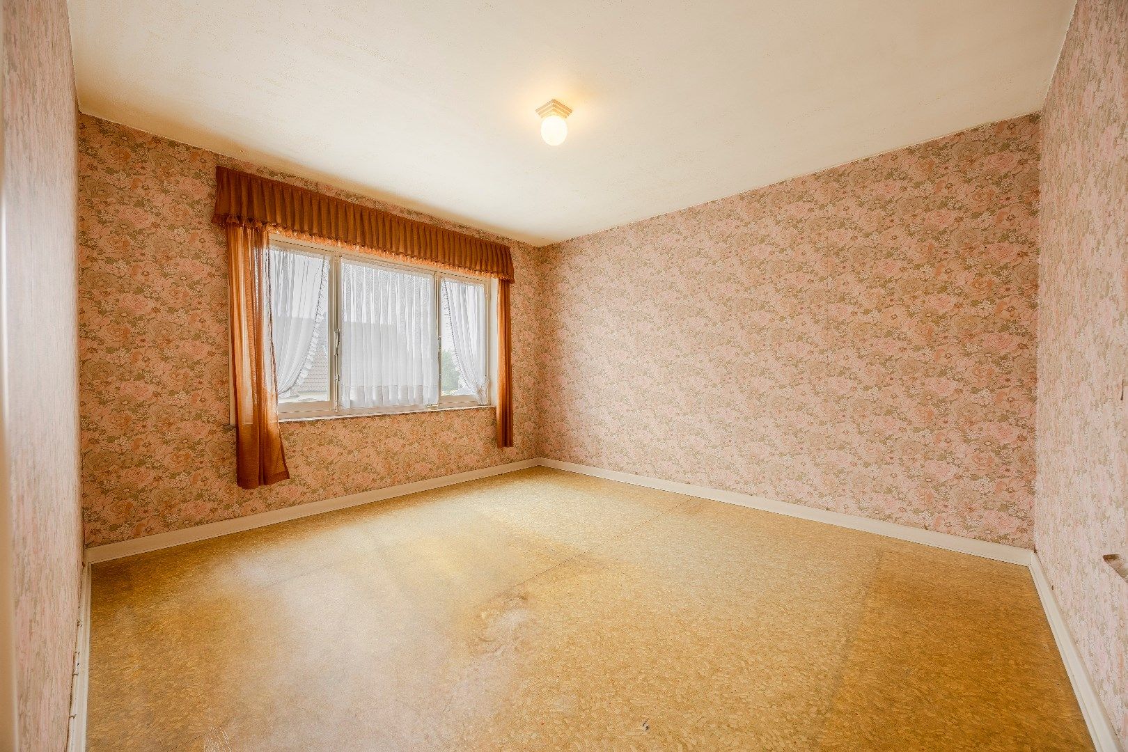 Kloeke halfopen woning op rustige locatie.  foto 11