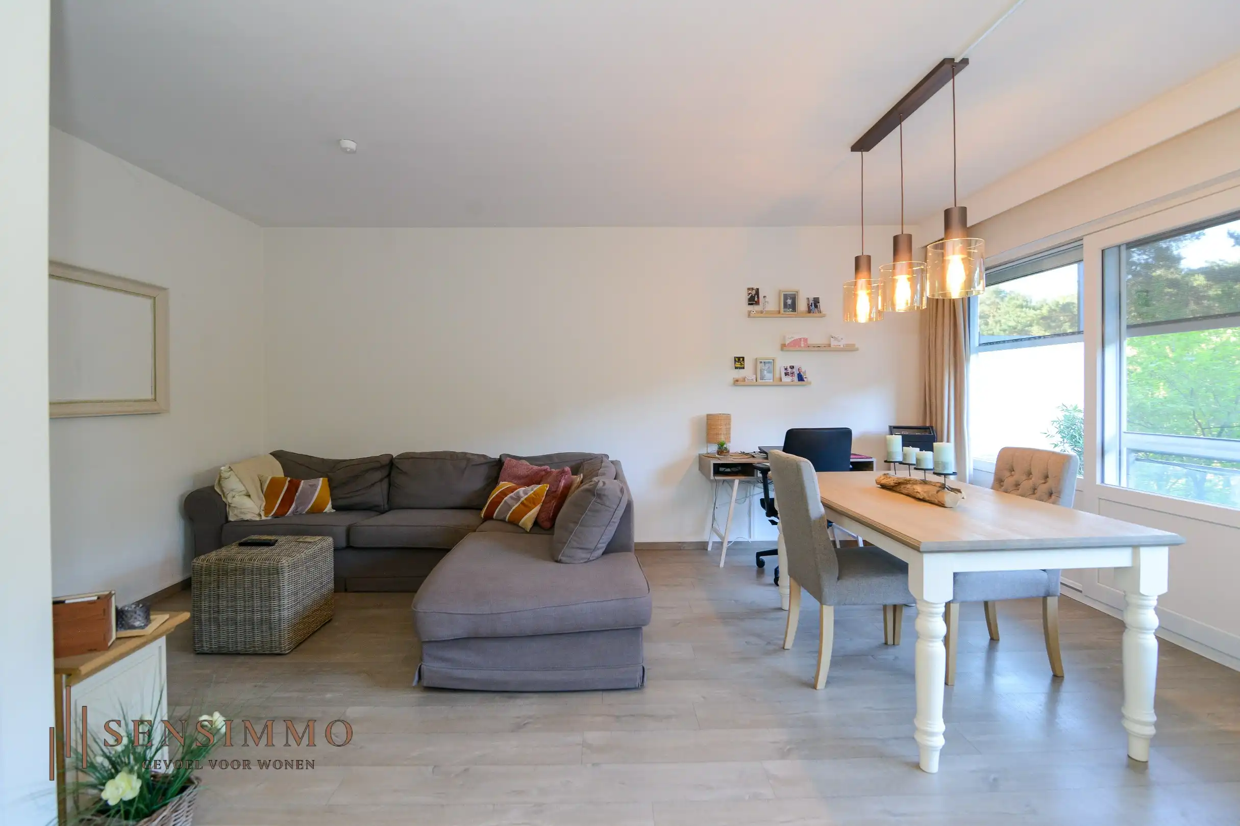 Gerenoveerd 3 slaapkamer appartement met kelderberging vlakbij Genk centrum! foto 7