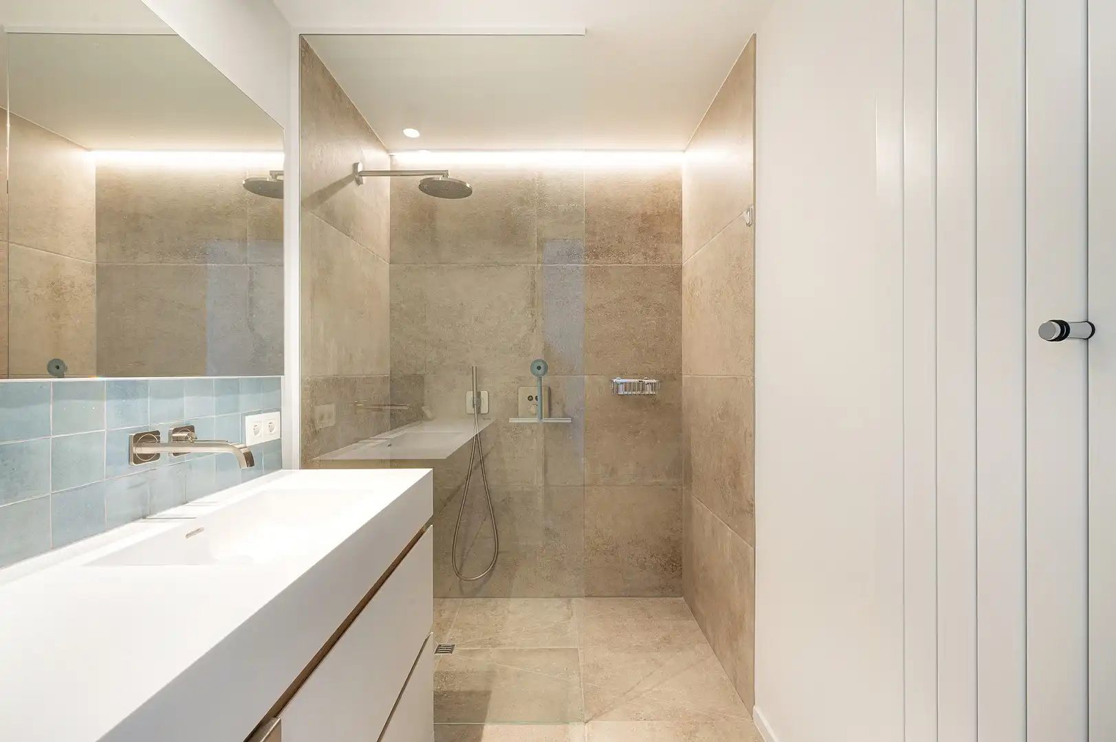 Exclusief en luxueus duplexappartement met panoramisch zicht. foto 29