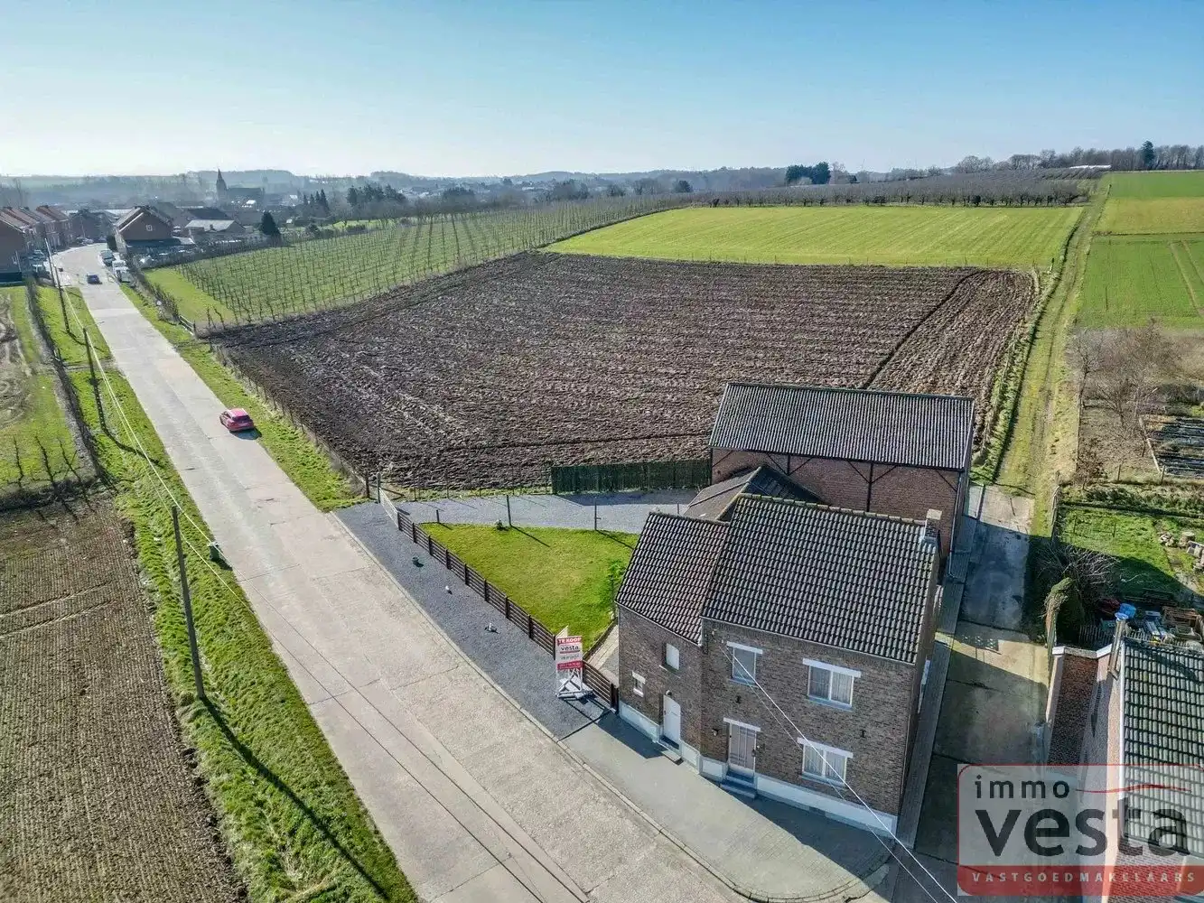 Landelijk gelegen woning met atelier foto 5