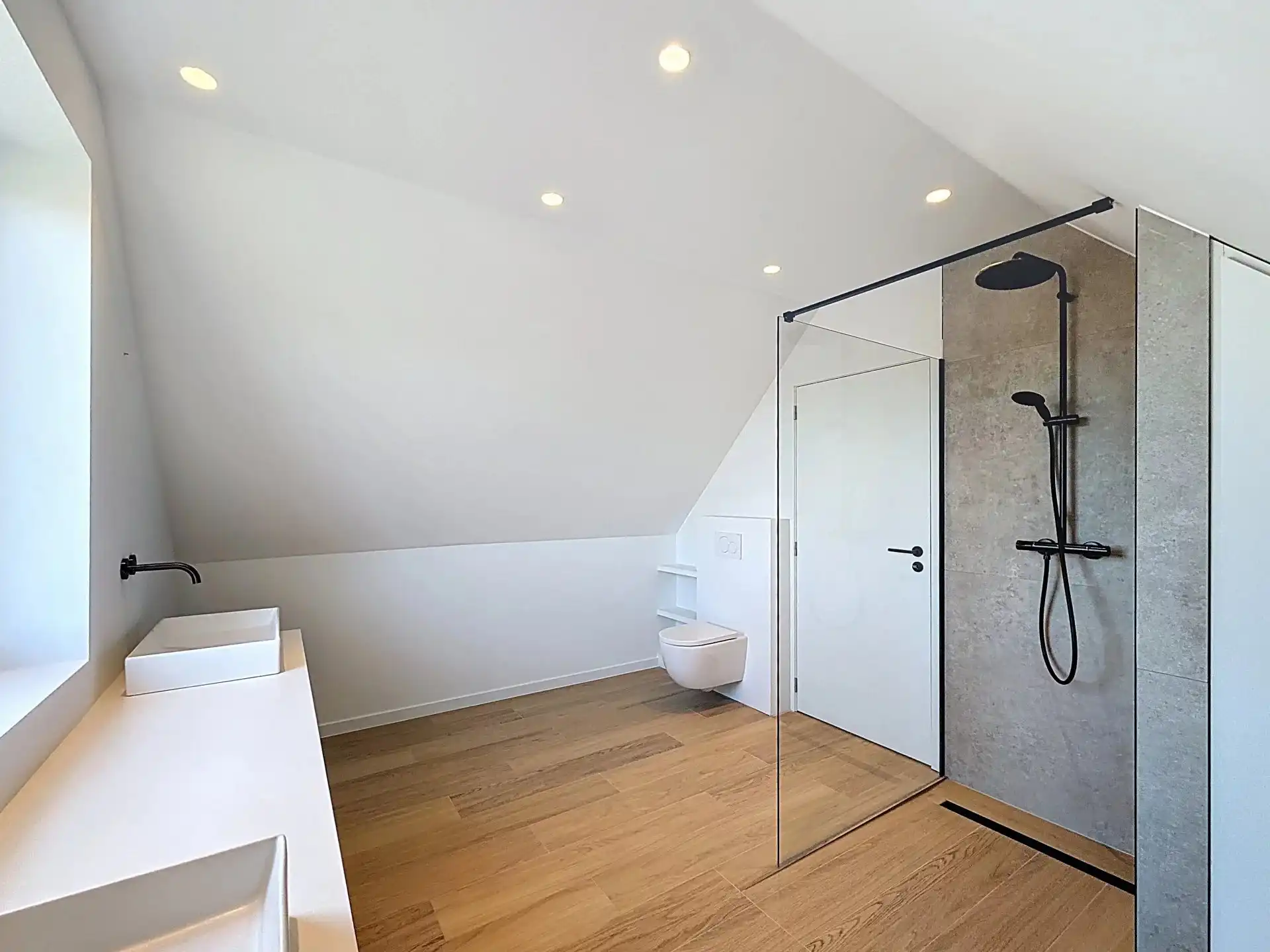 Energiezuinige nieuwbouw woning met 3 slaapkamers en 2 badkamers en omheinde tuin foto 20