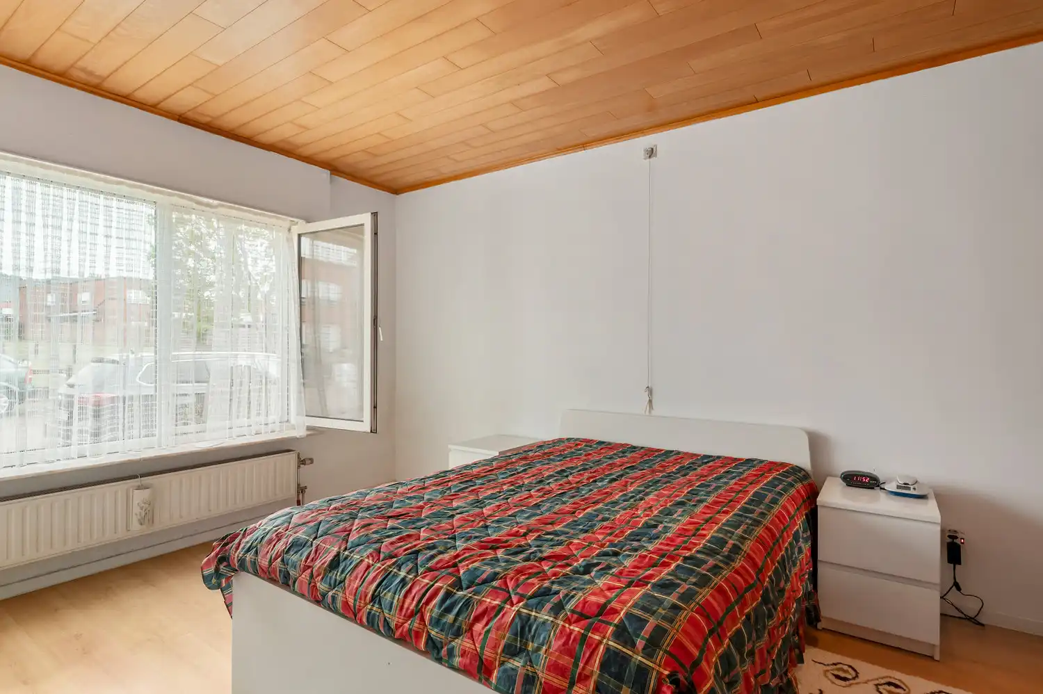 gezinswoning, laagbouw, 3 slaapkamers, garage, tuin foto 11