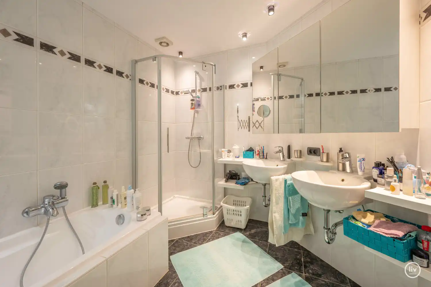 Ruime verzorgde bel-étage woning in het hartje van Oud-Knokke foto 21