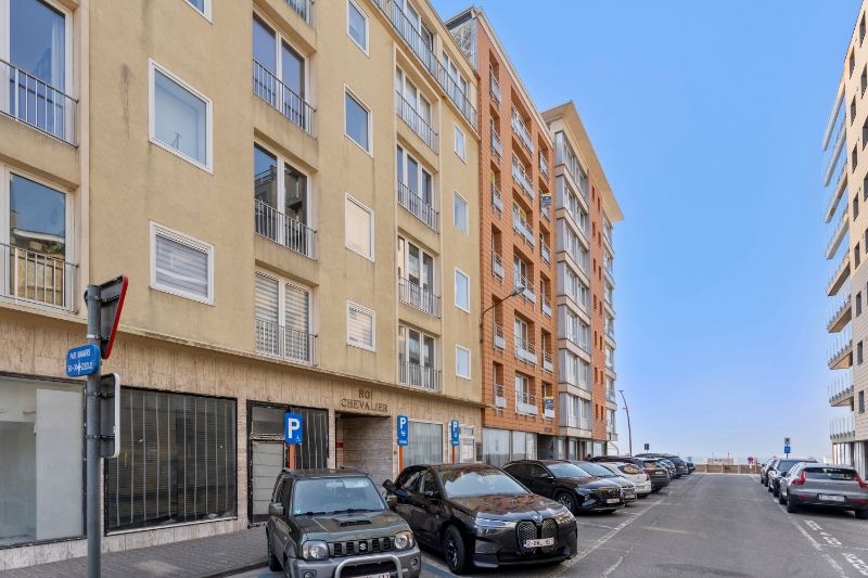 1 SLAAPKAMER APPARTEMENT met zijdelings zeezicht foto 7
