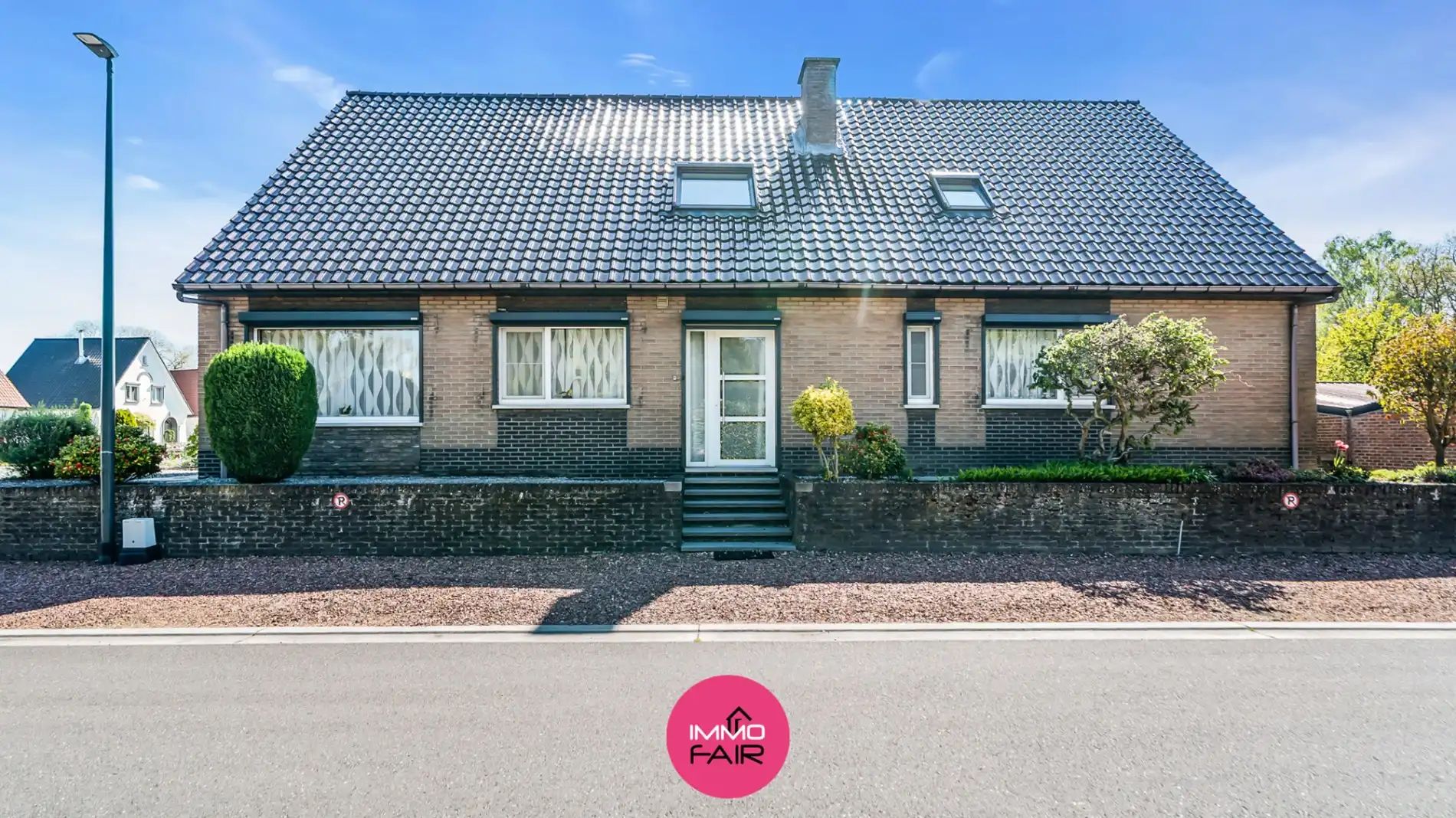 Royale gezinswoning in een geliefde omgeving in Eisden  foto 2