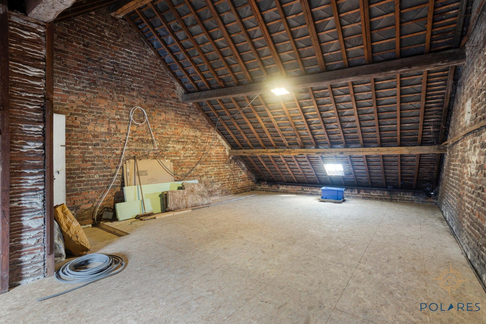 Goed gelegen, te renoveren rijwoning in centrum Hoegaarden foto 19