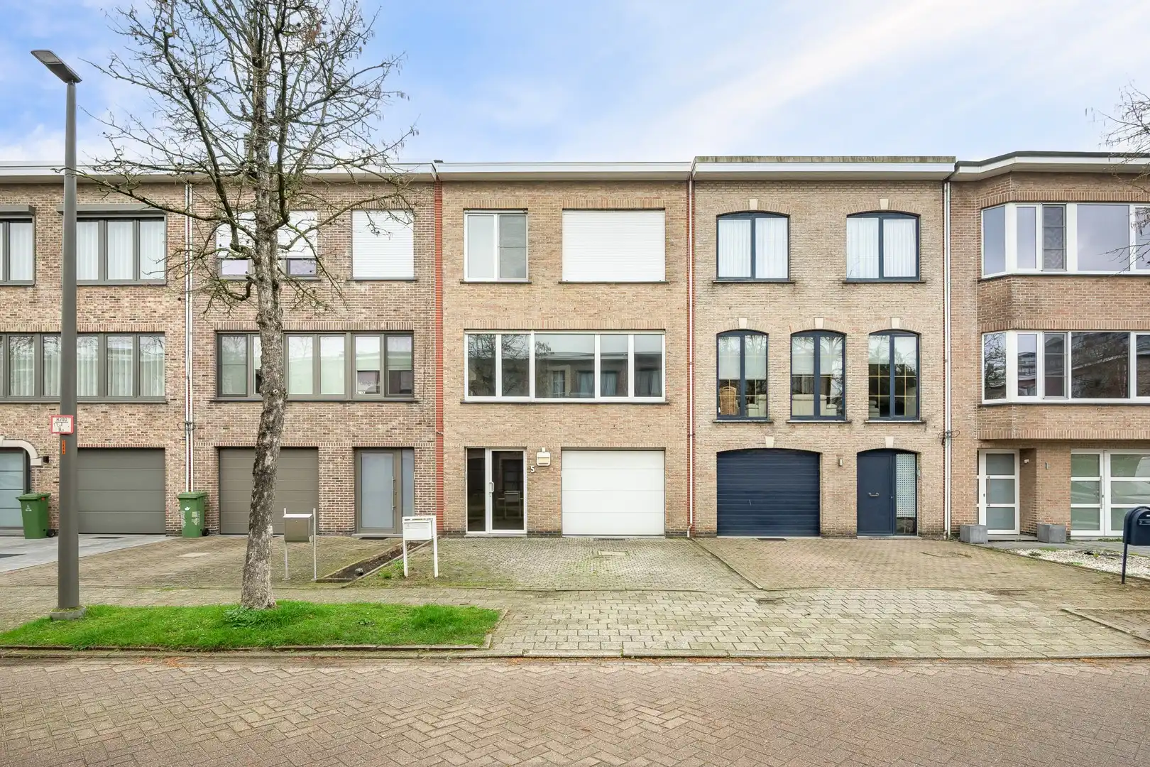 Bel-etage op een topligging foto {{pictureIndex}}