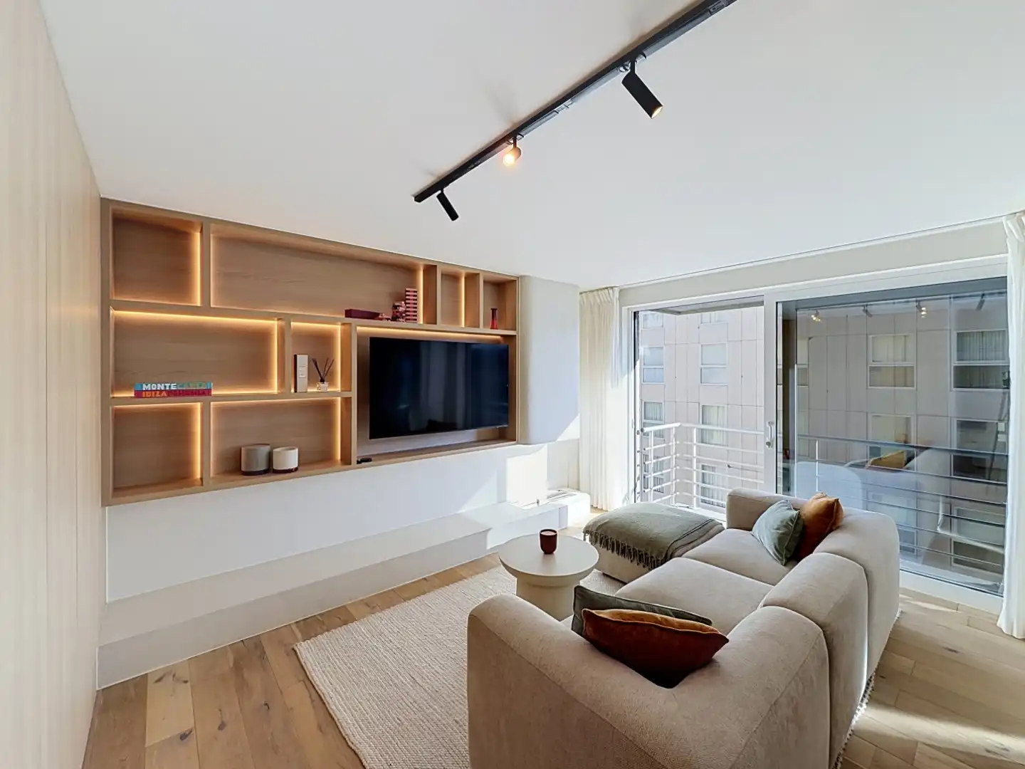 Instapklaar éénslaapkamerappartement met lateraal zeezicht te Nieuwpoort-Bad foto 3