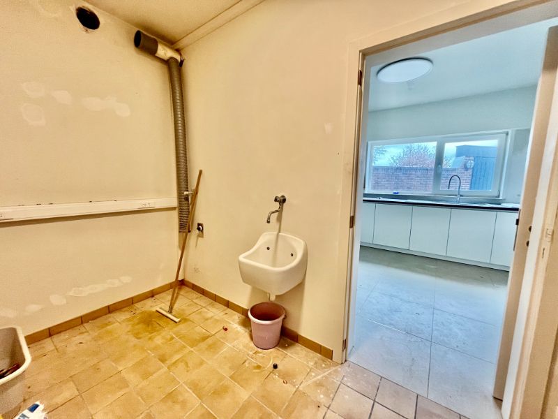 RUIM DUPLEXAPPARTEMENT DRIE SLAAPKAMERS, TUIN EN GARAGE TE HUUR foto 15