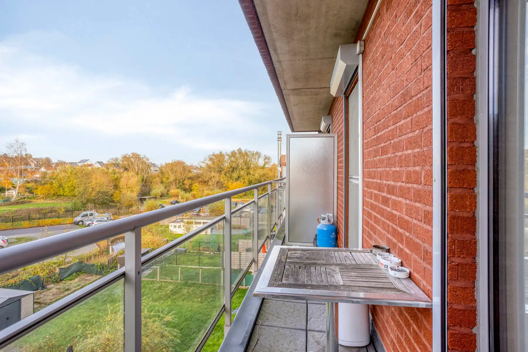 Instapklaar appartement met terras in het centrum van Zellik! foto 17