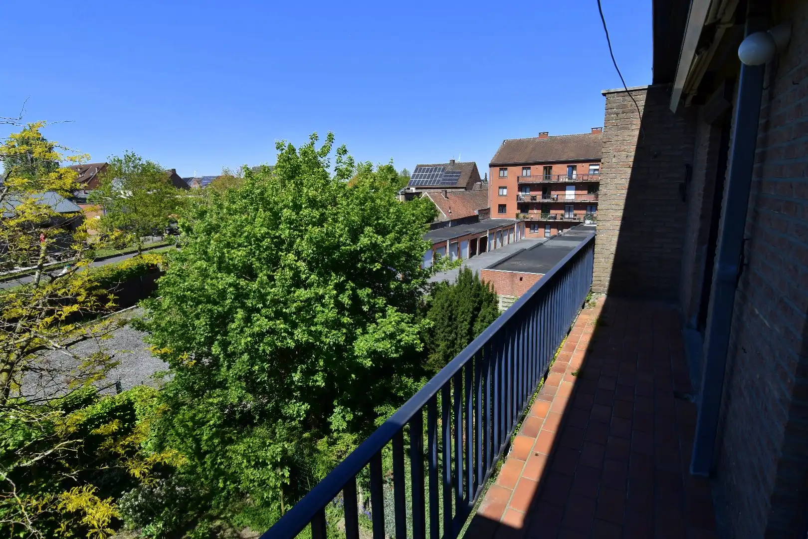 Ruim en lichtrijk 2-slaapkamerappartement (mogelijkheid tot meer) nabij centrum Zwevegem foto 12