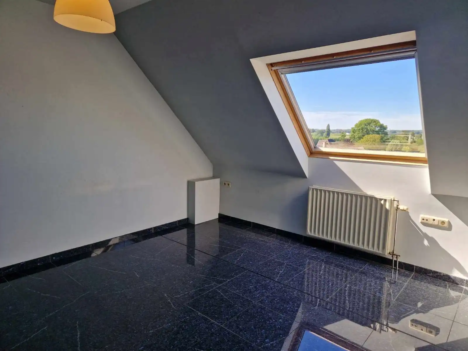 Duplex appartement met 2 slaapkamers in Oordegem foto 4