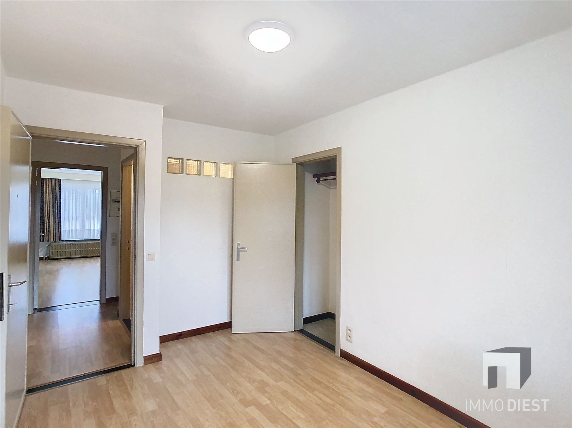 Appartement 2e verdiep met 2 slaapkamers foto 8