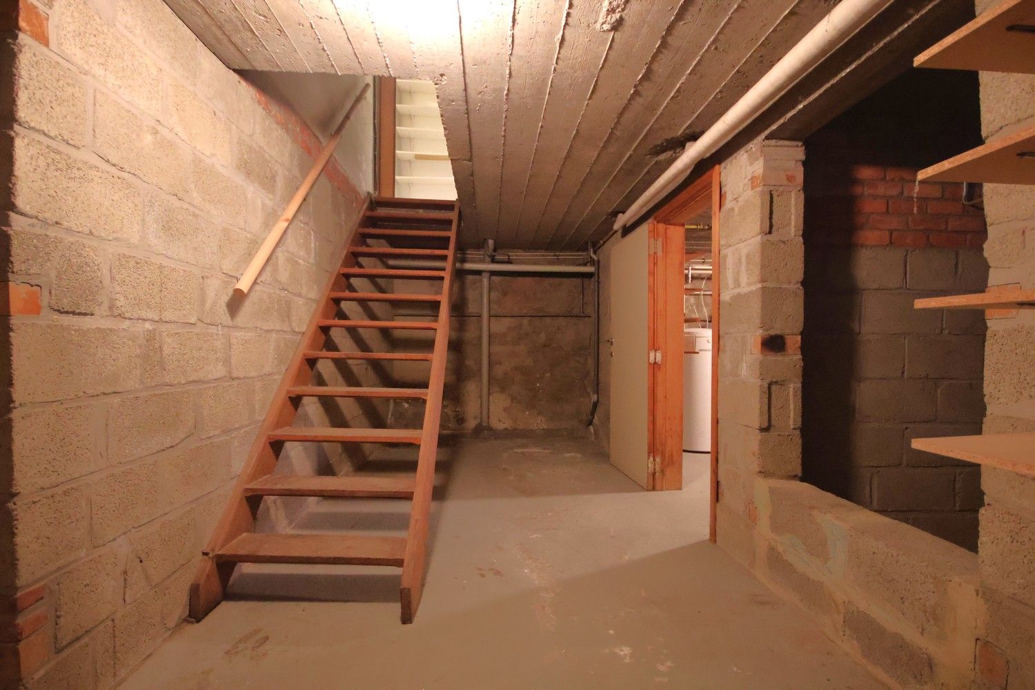 Ruime woning met 3 slaapkamers en tuin midden in het centrum foto 29