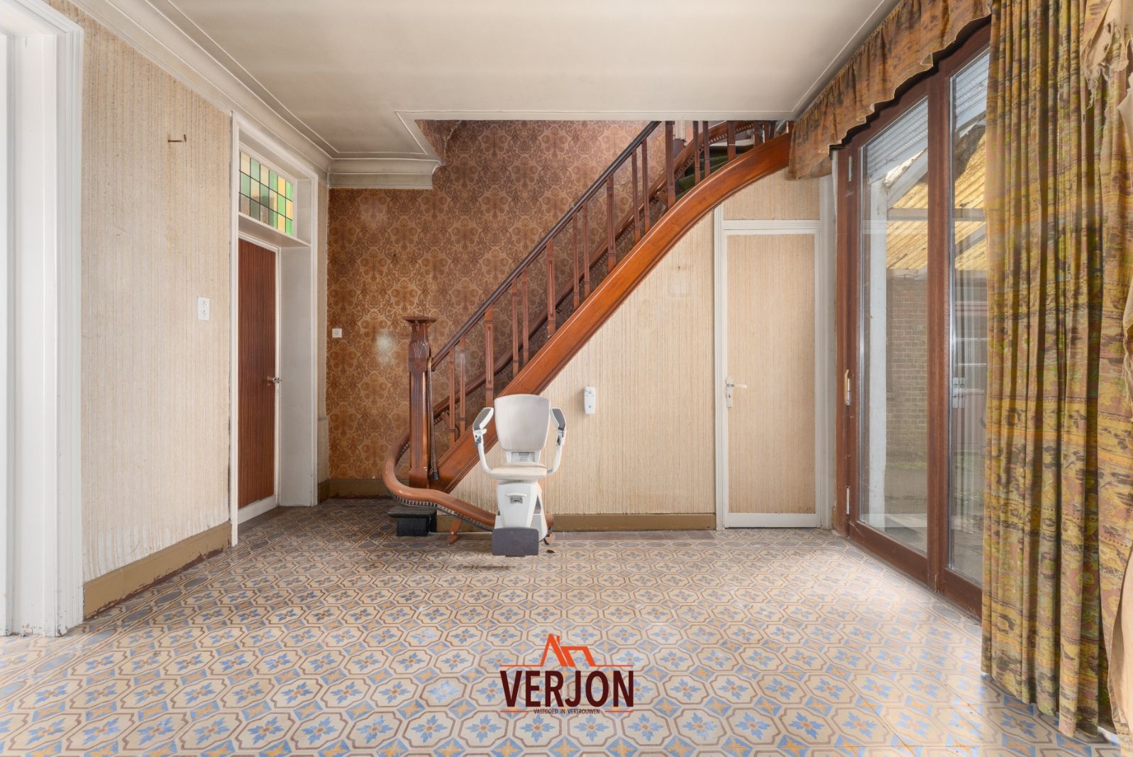 Mis deze knaller van een te renoveren woning niet op 693 m²! foto 5