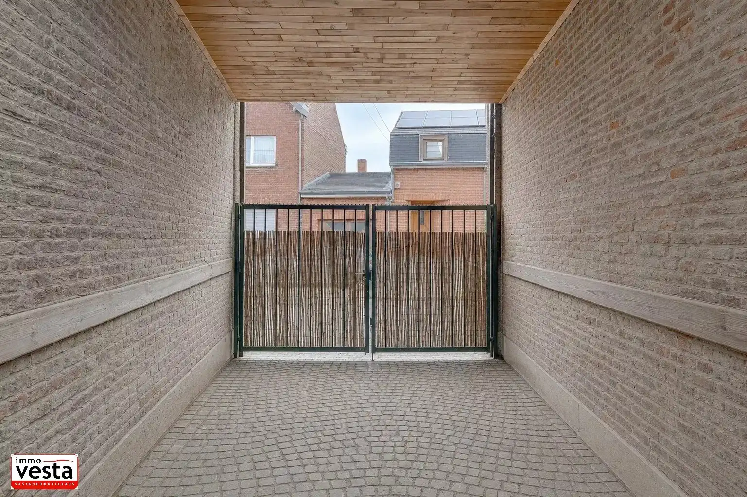 Ruime gezinswoning (ook geschikt als kangoeroewoning) met 5 slaapkamers foto 23