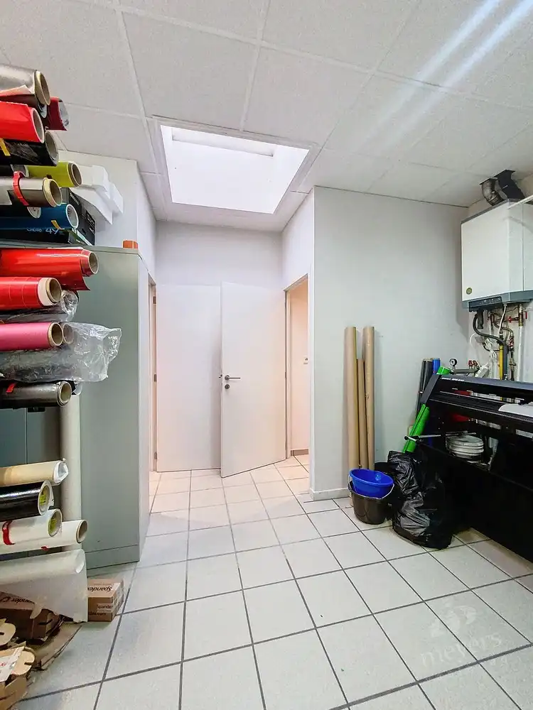 Veelzijdige kantoor- en handelsruimte van circa 155 m² in het centrum van Alken foto 13