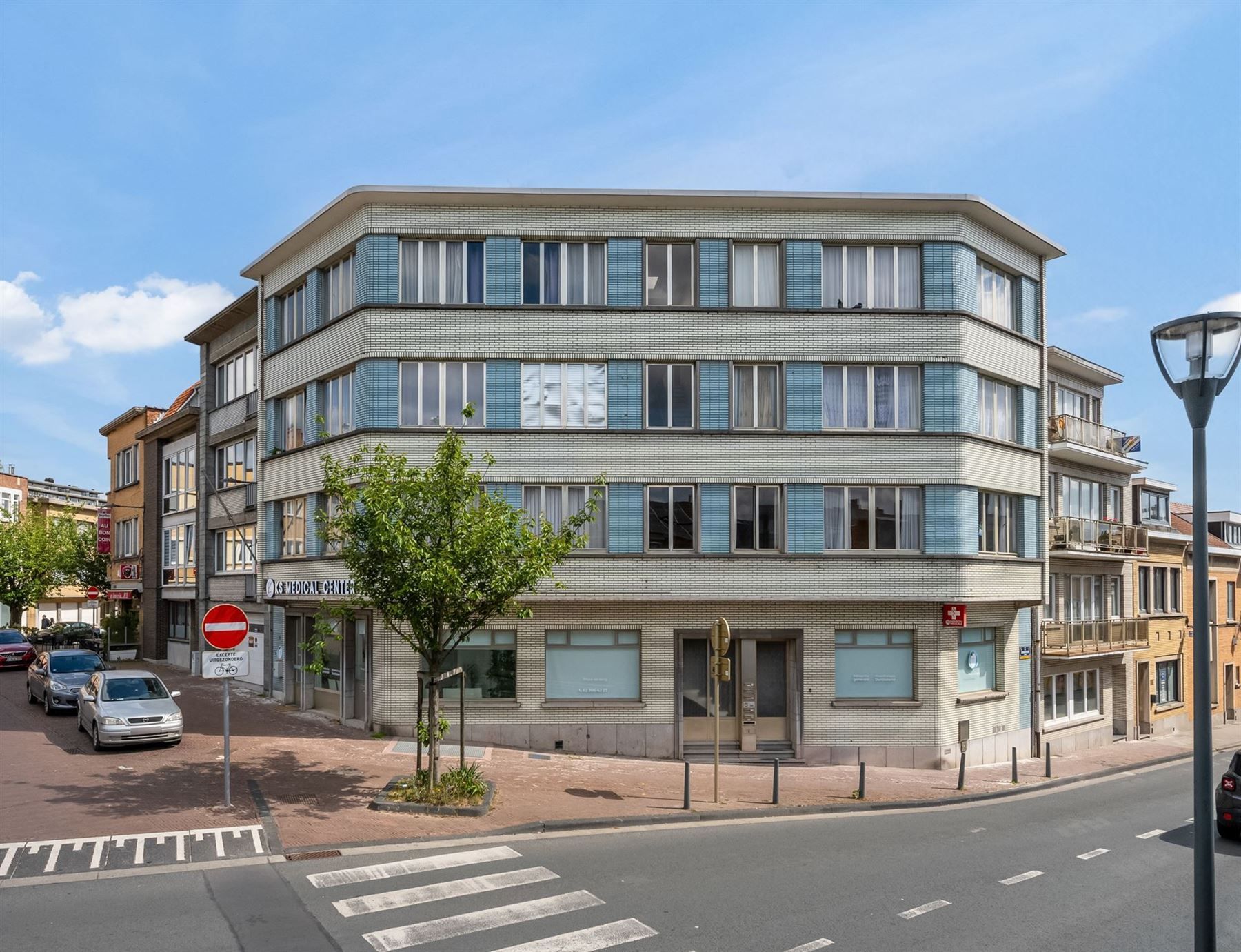 ()=>{if(producerUpdateValueVersion(node),producerAccessed(node),node.value===ERRORED)throw node.error;return node.value} PLACE DE L'ANCIENNE BARRIERE 7/8 - 1090 JETTE