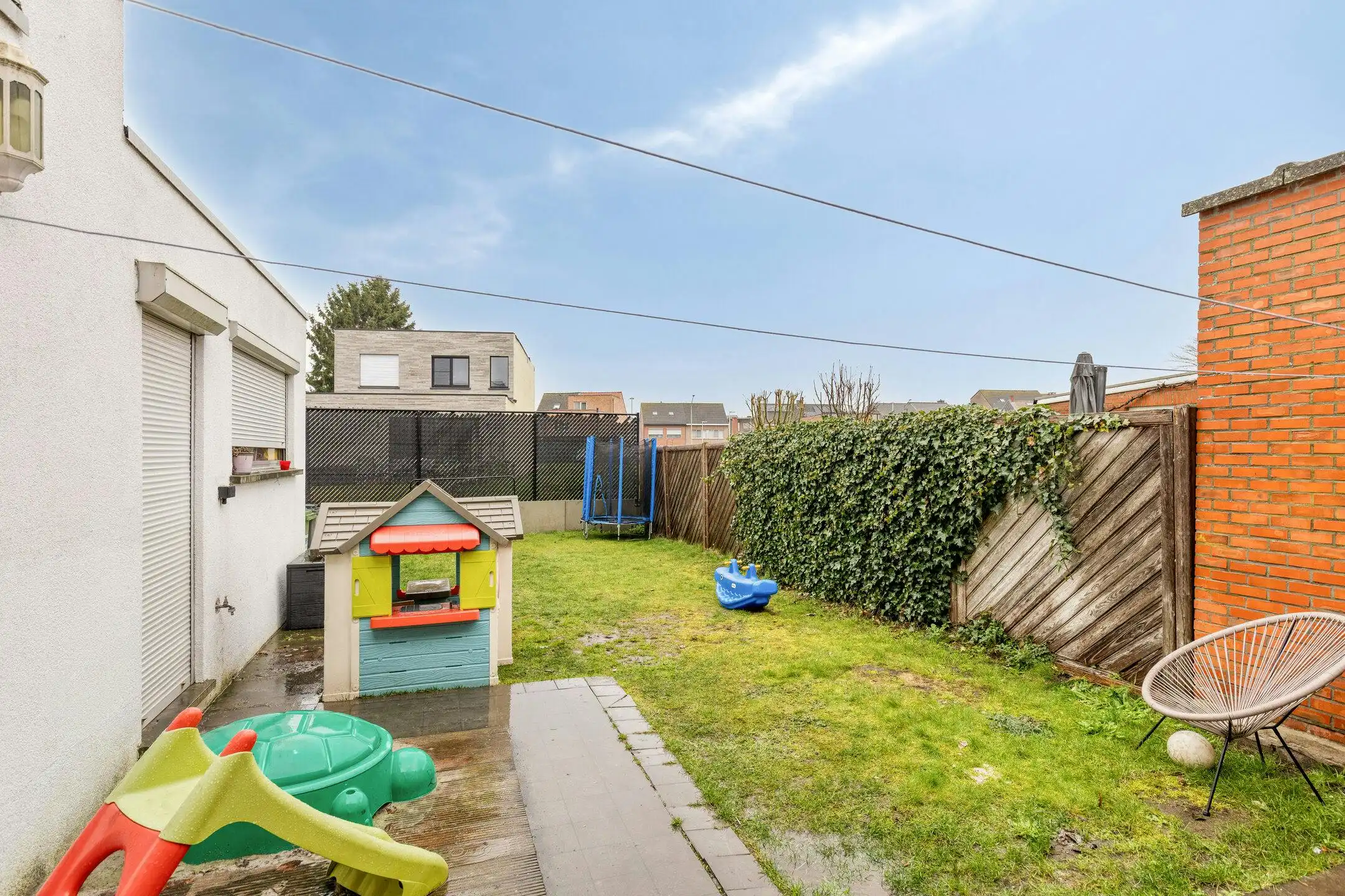 Gezinswoning met 3 slaapkamers en ruime garage op topligging foto 22