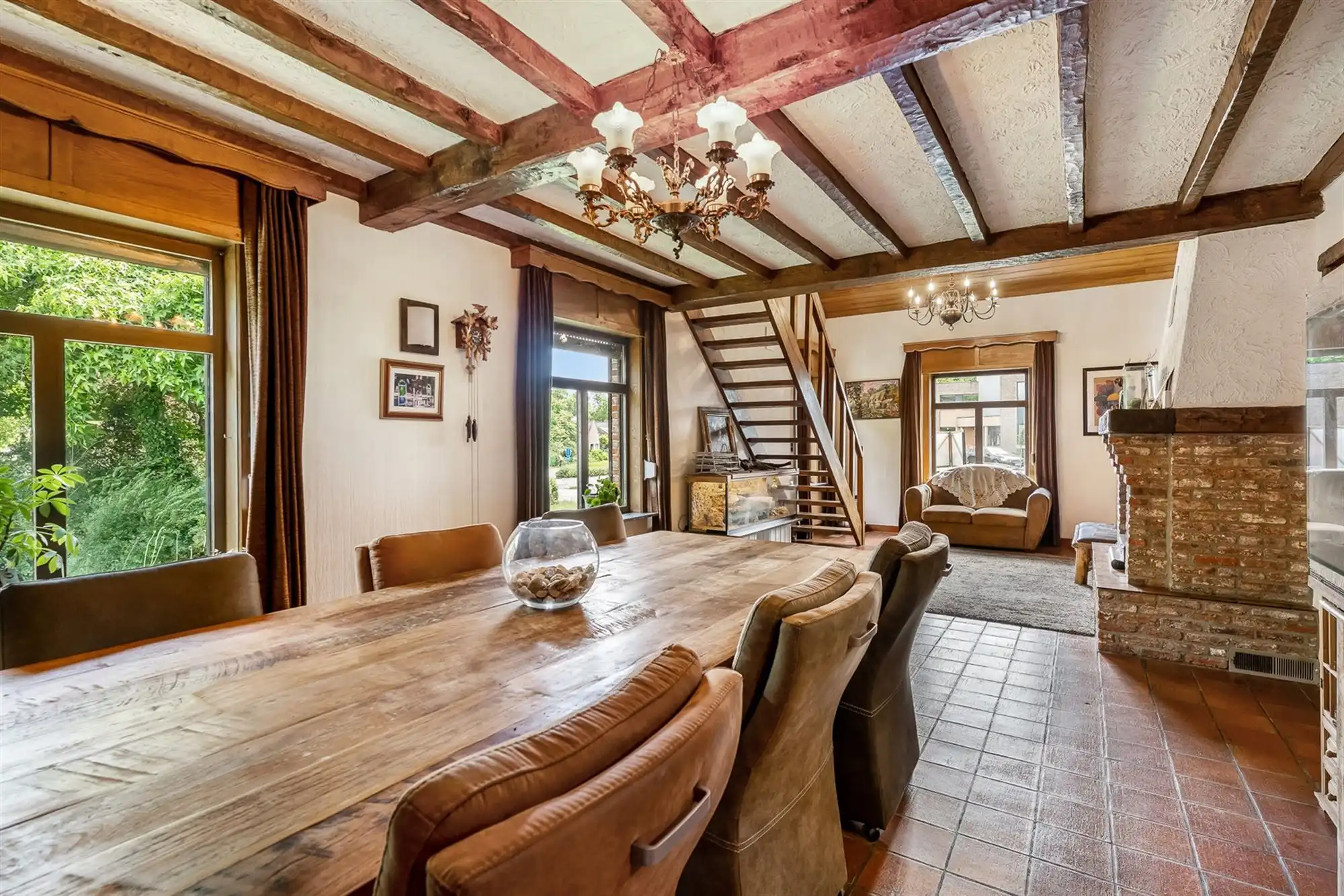 WONING MET POTENTIEEL (243M²) MET 4 SLAAPKAMERS EN RUIME TUIN (13A22CA) TE BERINGEN foto 6