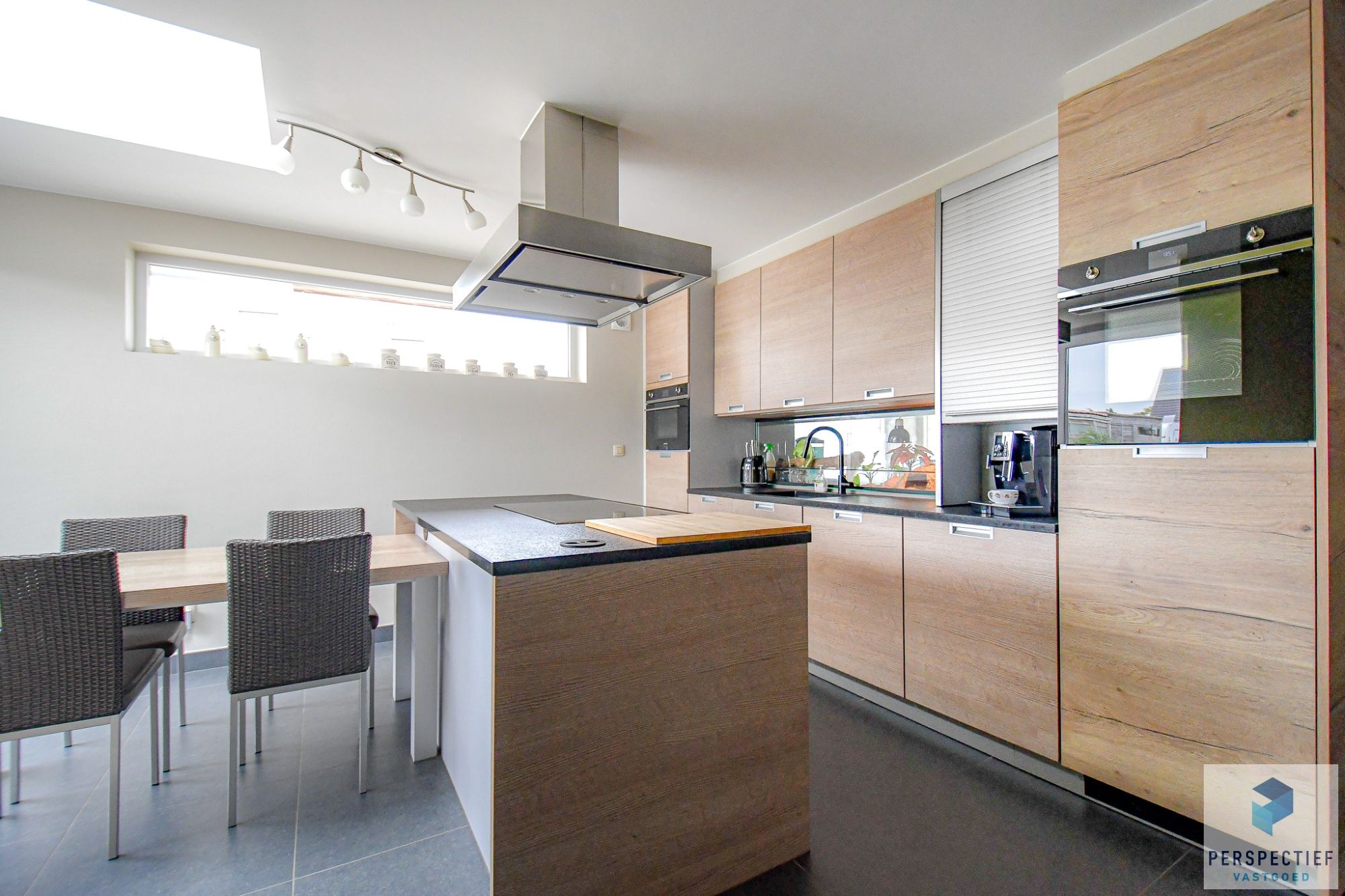 BEZOEKMOMENT WOENSDAG 26/11 VAN 16U30 TOT 18U | UITSTEKEND GELEGEN WONING met GROTE TUIN foto 9