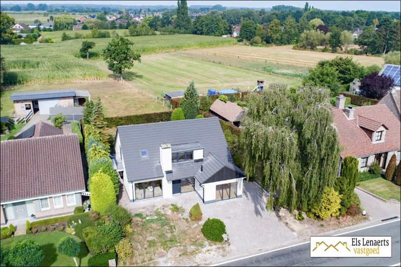 Prachtig gerenoveerde woning op topligging! foto 43
