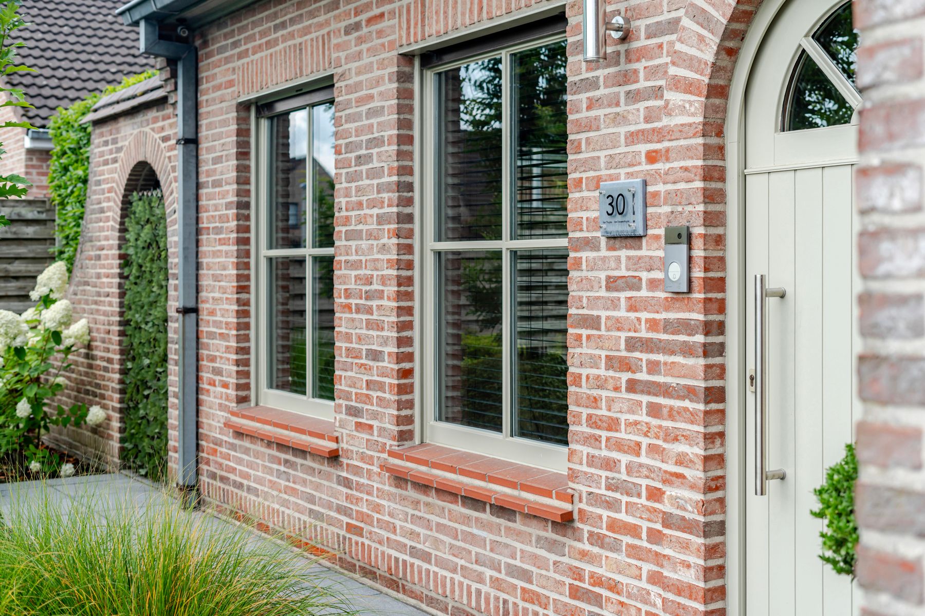 Instapklare villa in rustige straat foto 3