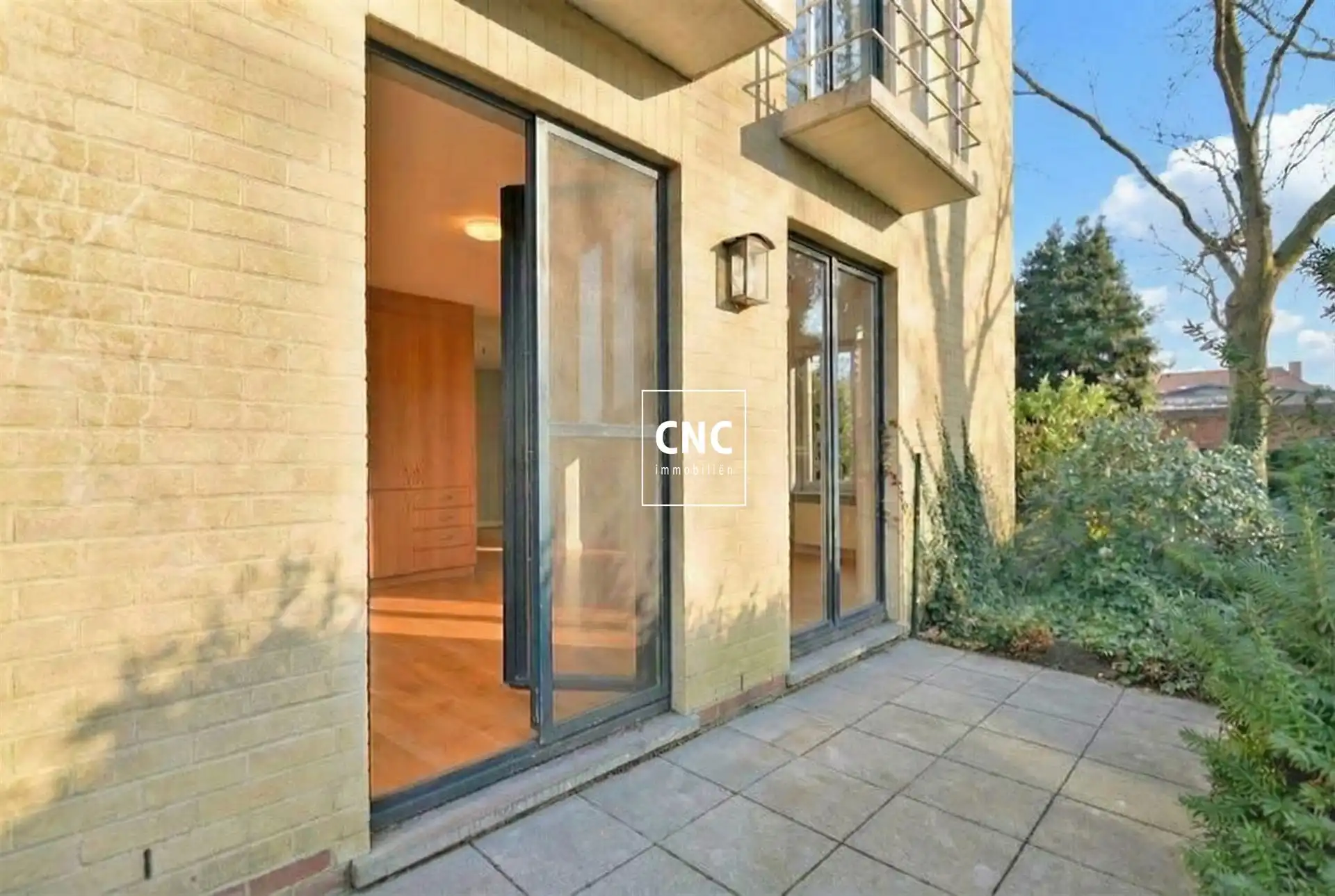 Serviceflat met terras en open zicht op groen & water-Brugge foto 11