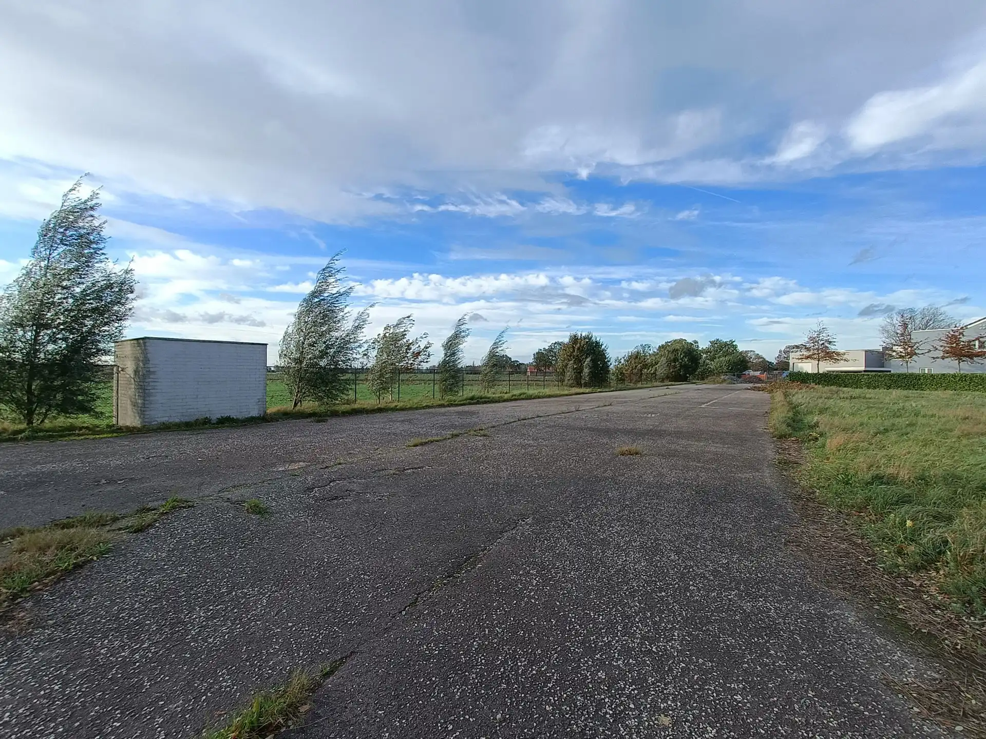 KMO-grond te koop nabij Nederlandse grens foto {{pictureIndex}}