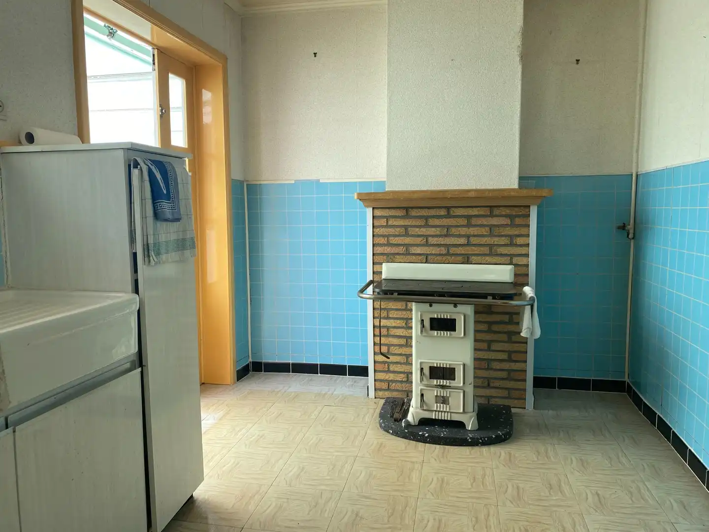 Te renoveren authentieke rijwoning met tuin en garage foto 4