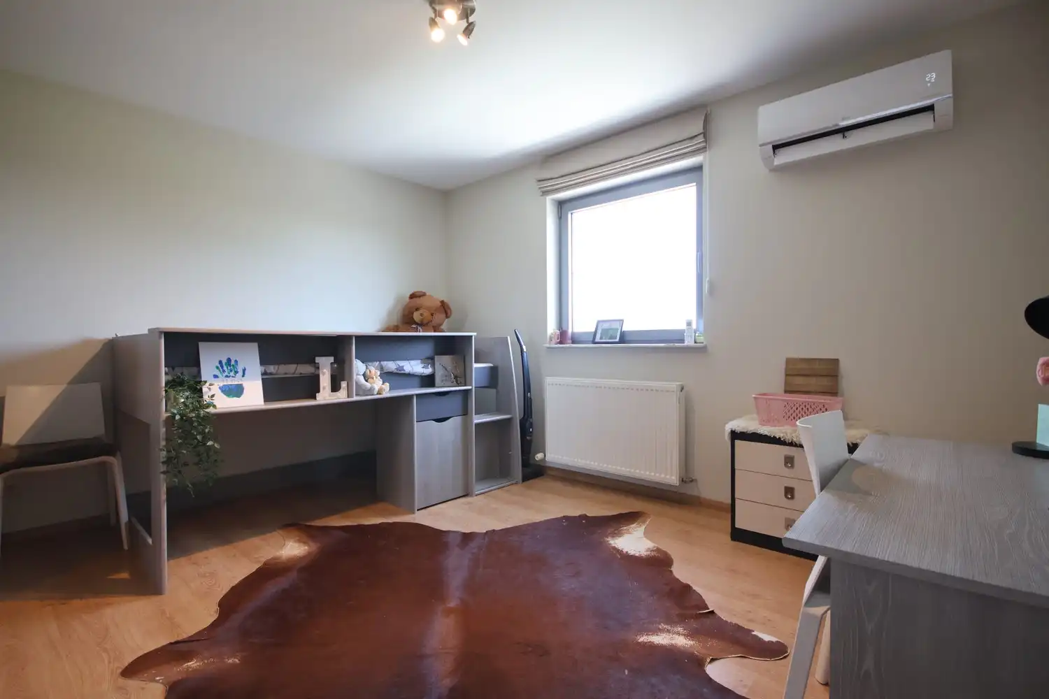 Zeer ruim duplexappartement met 3 slaapkamers in een groene omgeving foto 32