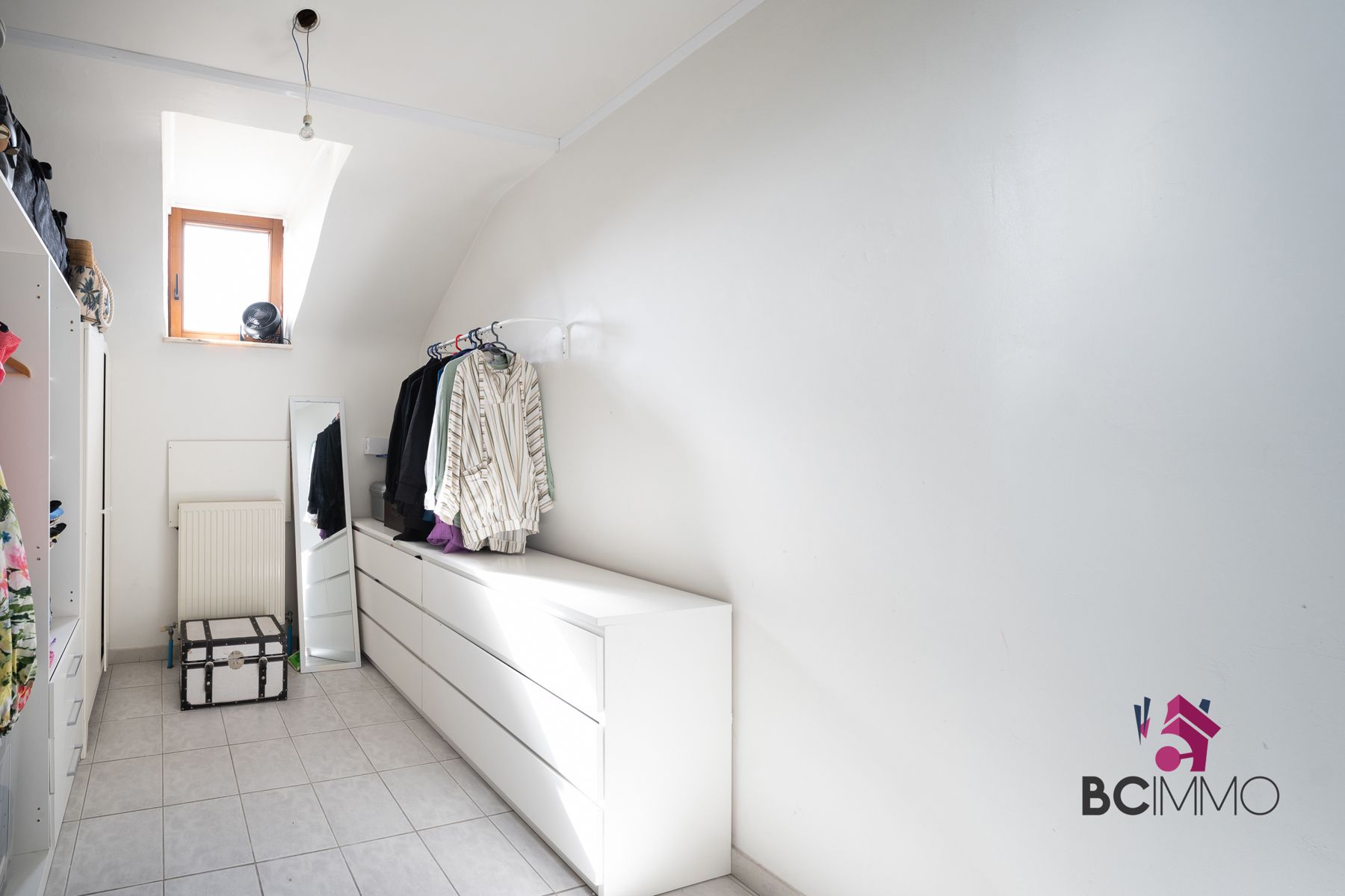 Halfopen woning in groene woonwijk  foto 16