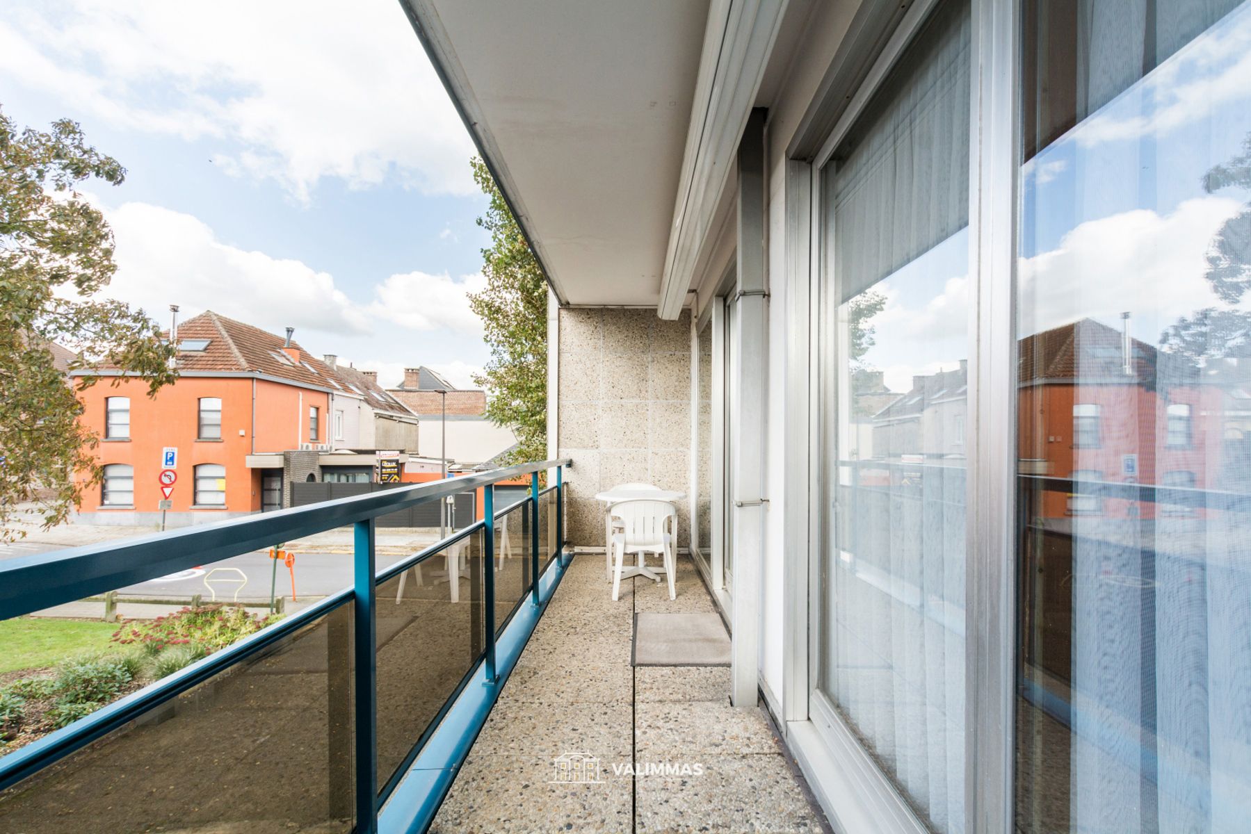 Verzorgd en instapklaar appartement met 2 terrassen & kelder foto 6