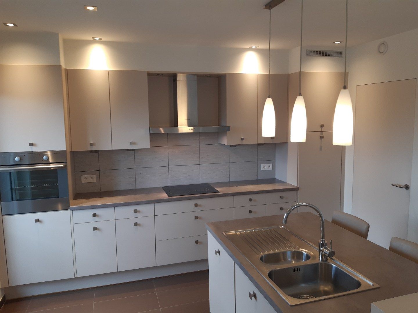 Exceptioneel appartement in hartje Dikkelvenne. foto 10