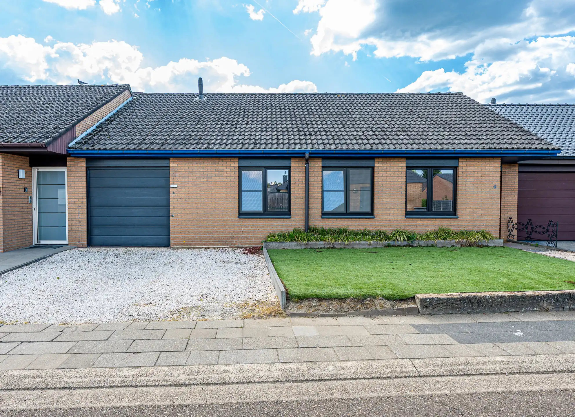 Charmante instapklare woning met tuin vlakbij het centrum foto {{pictureIndex}}