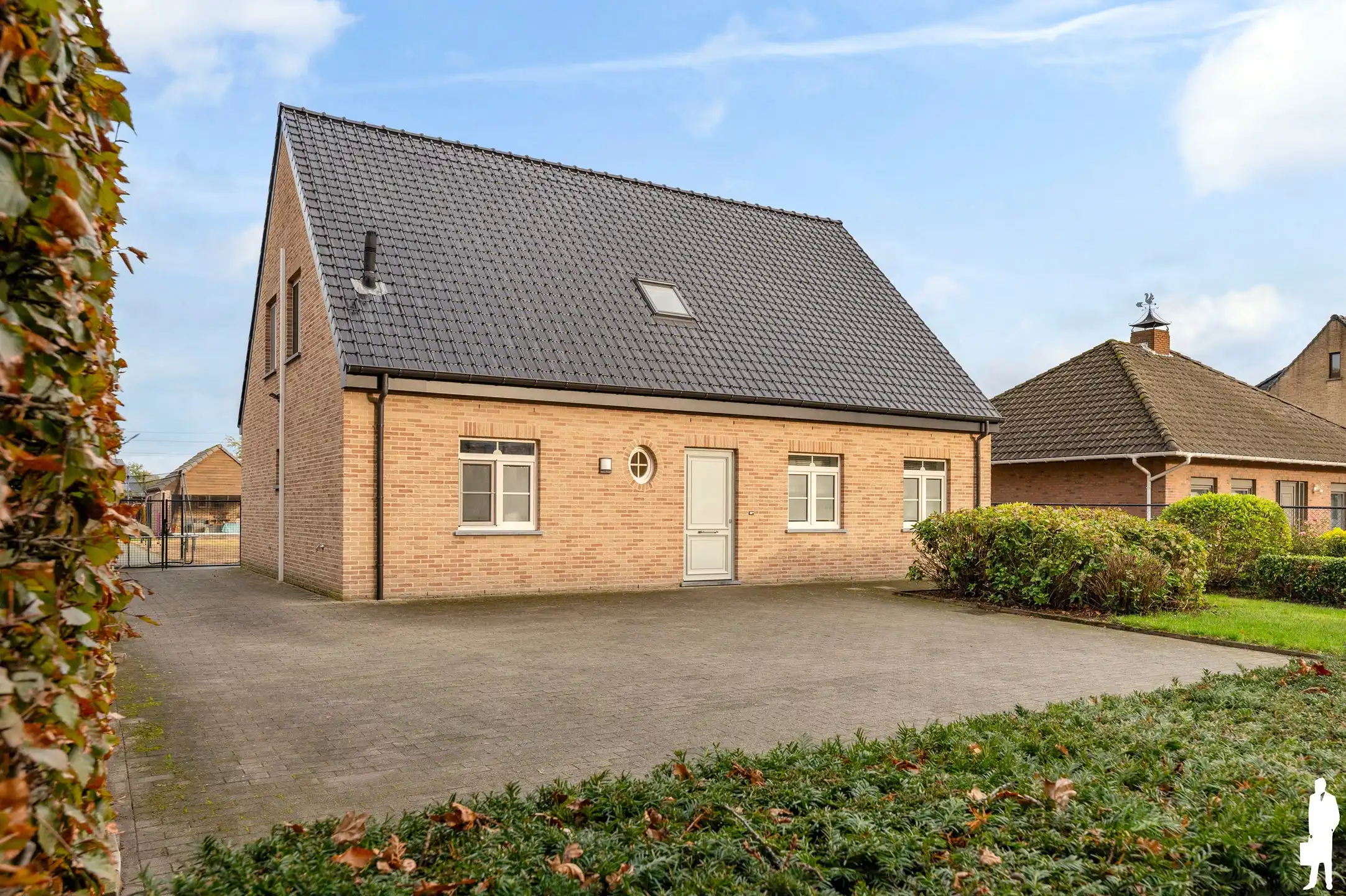 Vrijstaande gerenoveerde woning met 3 slaapkamers, polyvalente ruimte en poolhouse in Essen foto 31