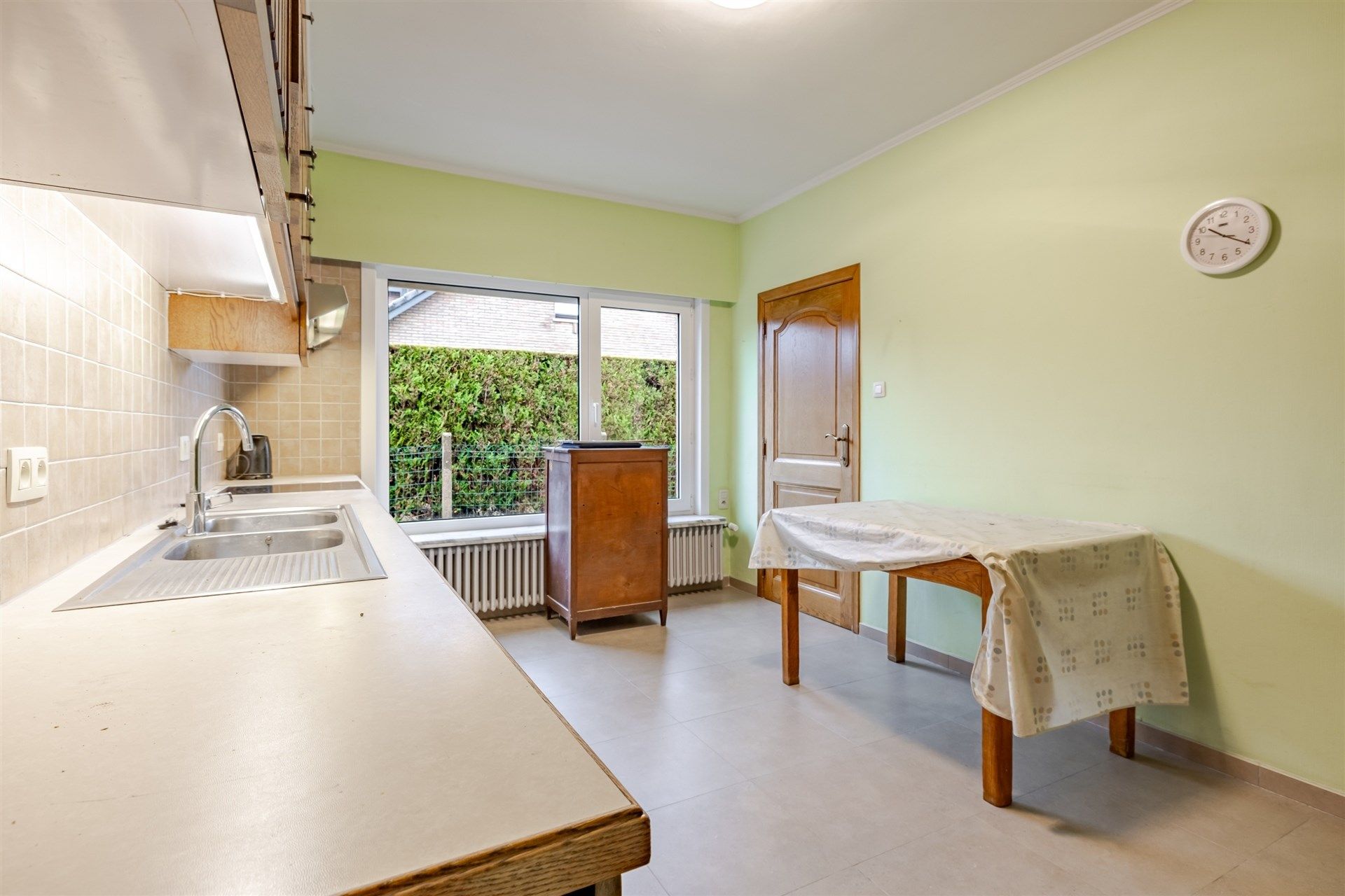 Charmante woning vlakbij centrum Oostakker. foto 7