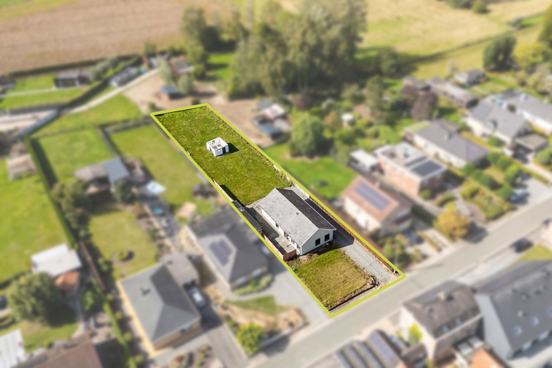 Prachtig gelegen bouwgrond met vergunde plannen. foto 2