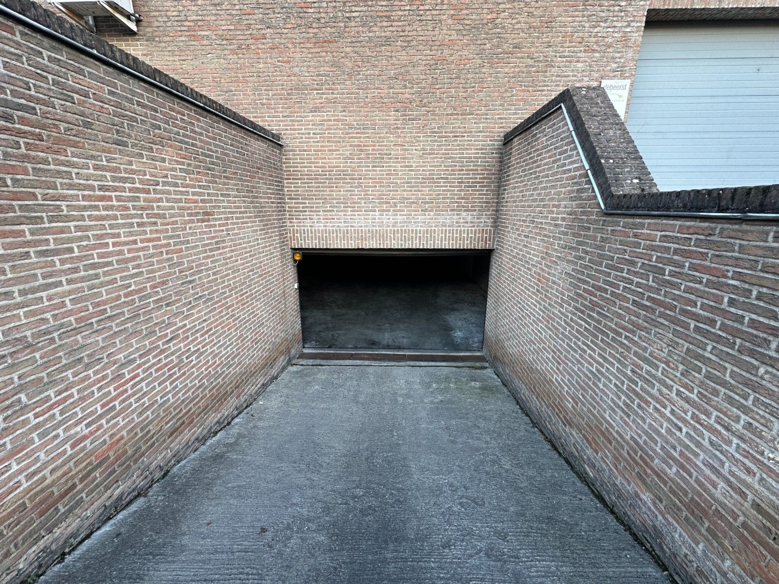 ONDERGRONDSE GARAGEBOX foto 2