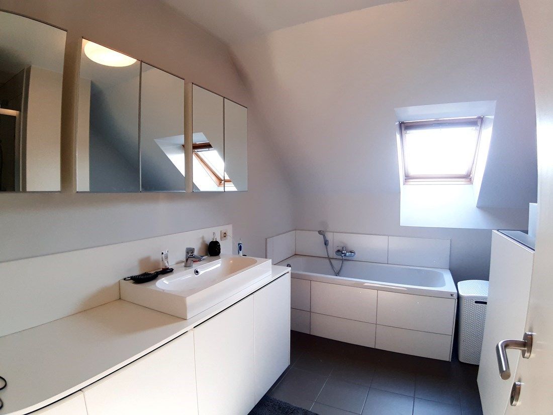 Mooie gerenoveerde woning te Zonhoven foto 11