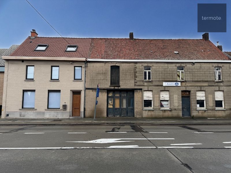 woning met magazijn foto {{pictureIndex}}