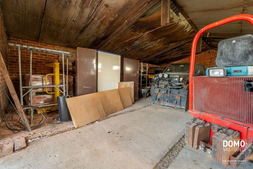 Ruime perceel (45a97ca) met een goedgekeurde vergunning foto 7