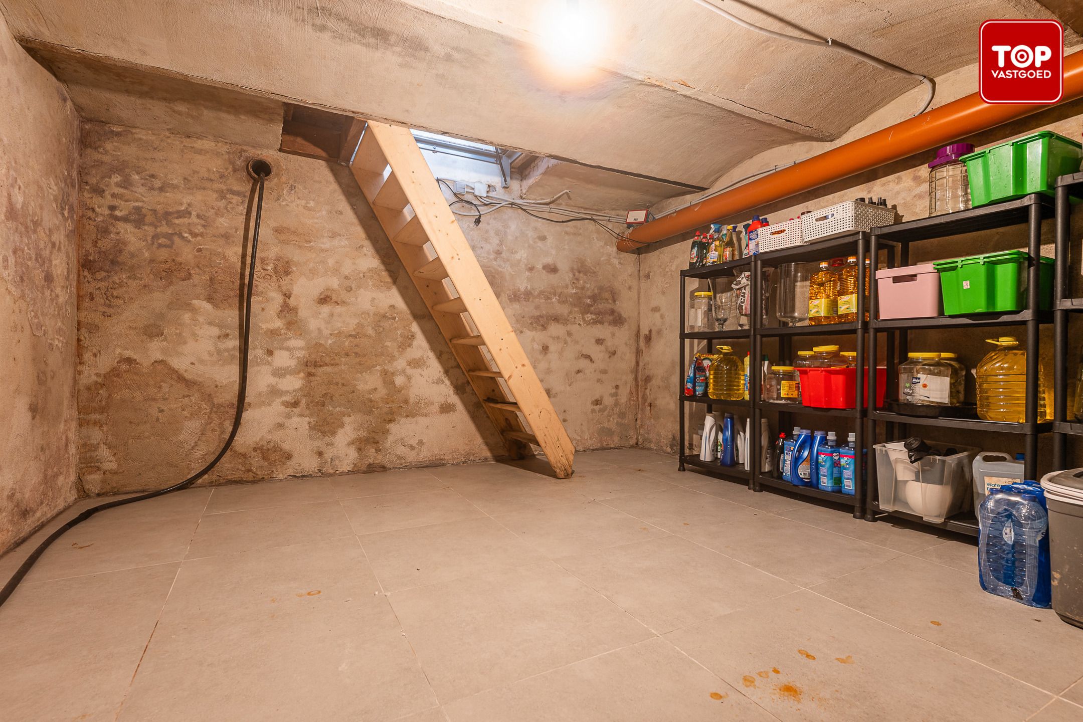 Ruime woning met 4 slaapkamers in de Gentse Rabotwijk foto 25