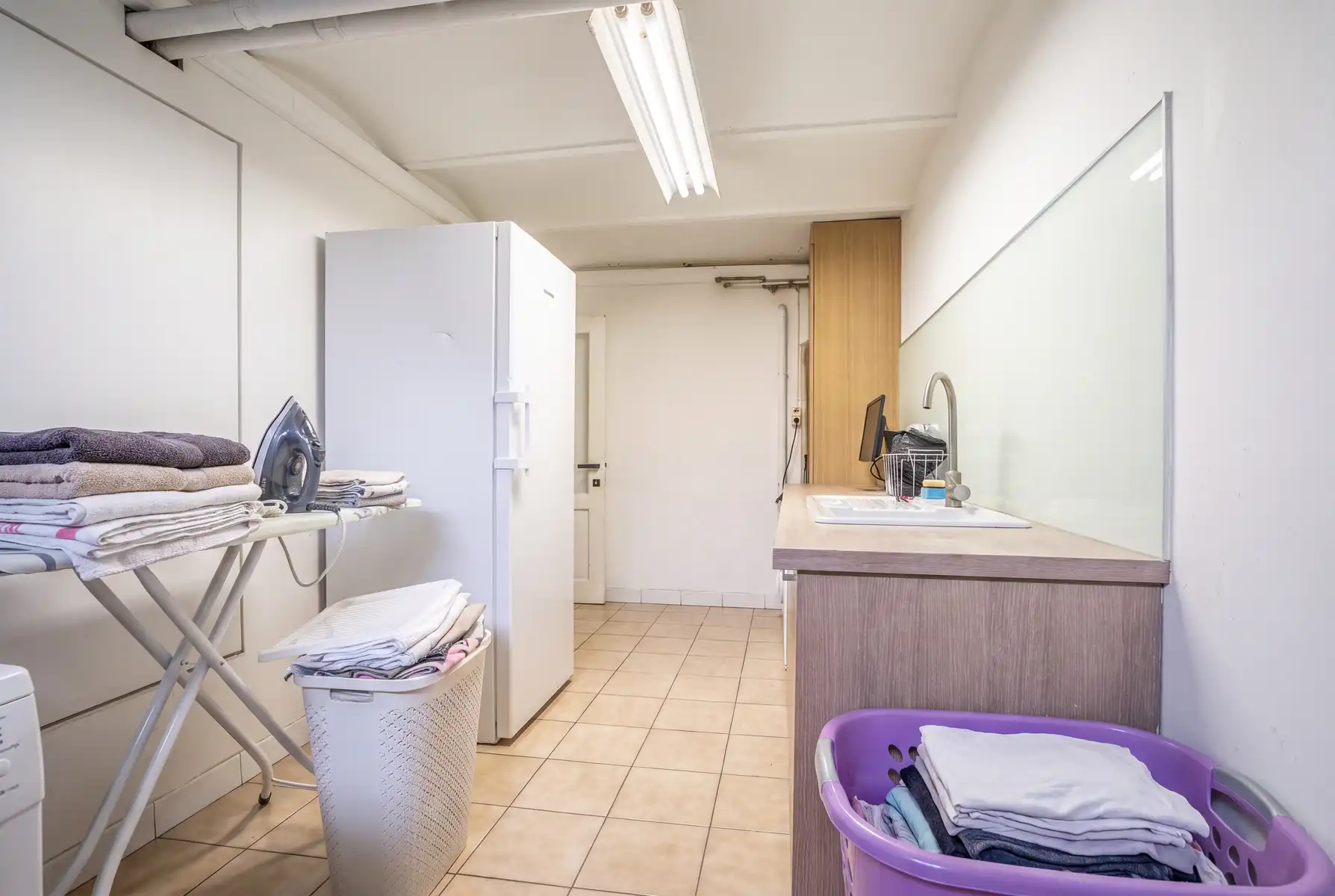 Ruim herenhuis van 571 m² met 8 slaapkamers en een tuin van bijna 20 are foto 39