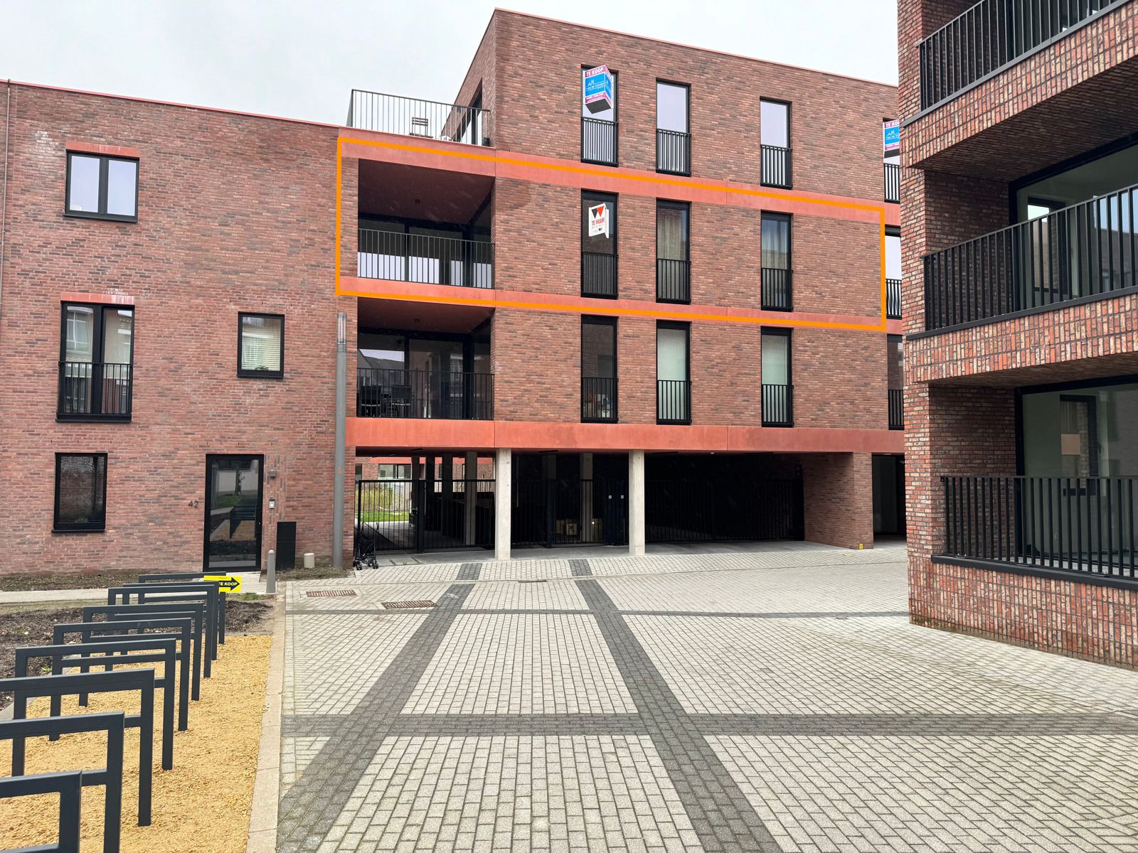 Te huur: nieuwbouwappartement met 2 slaapkamers! foto {{pictureIndex}}