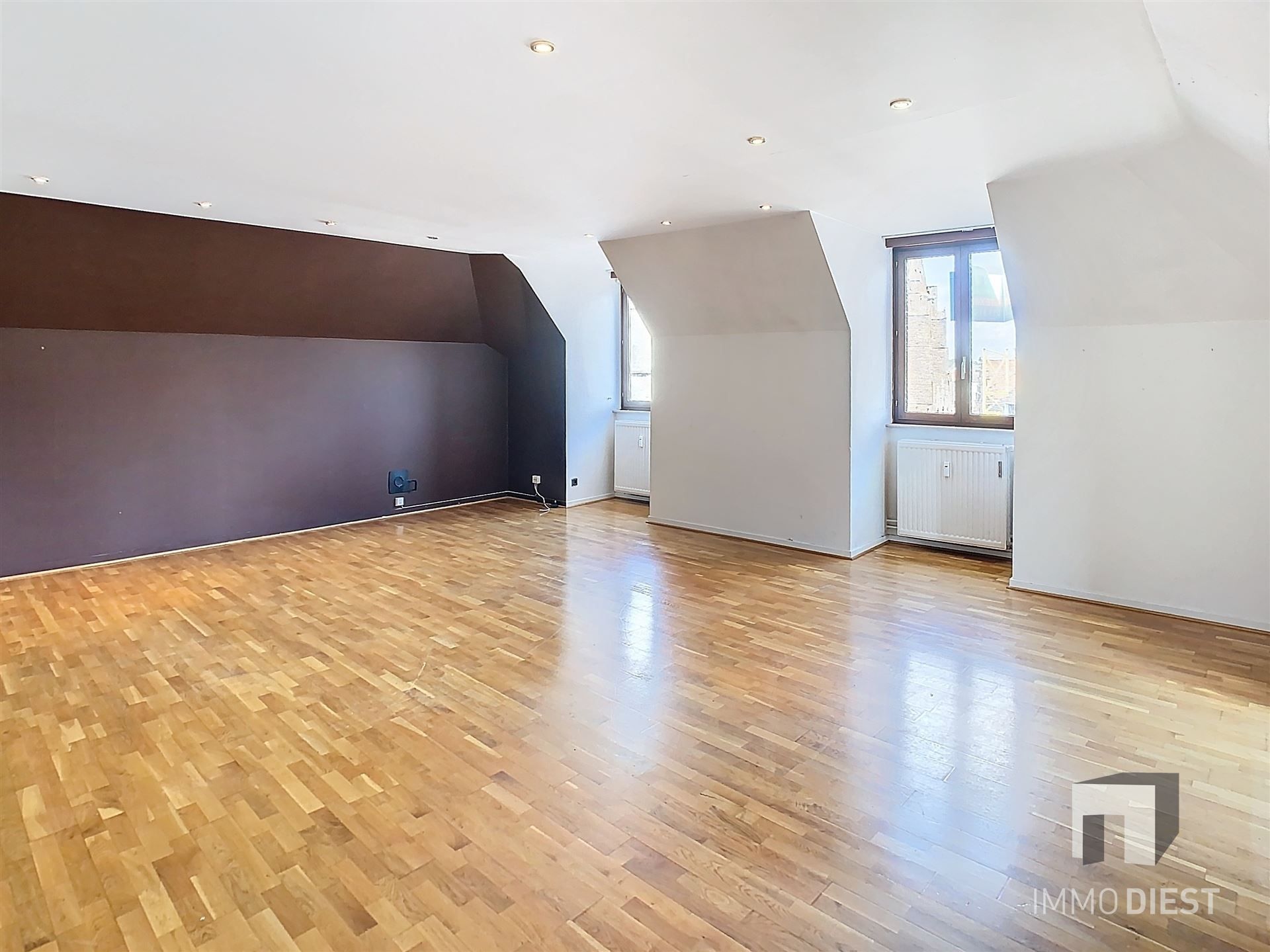 Knap appartement met 3 slpks op de markt van Diest (124m²)! foto 6