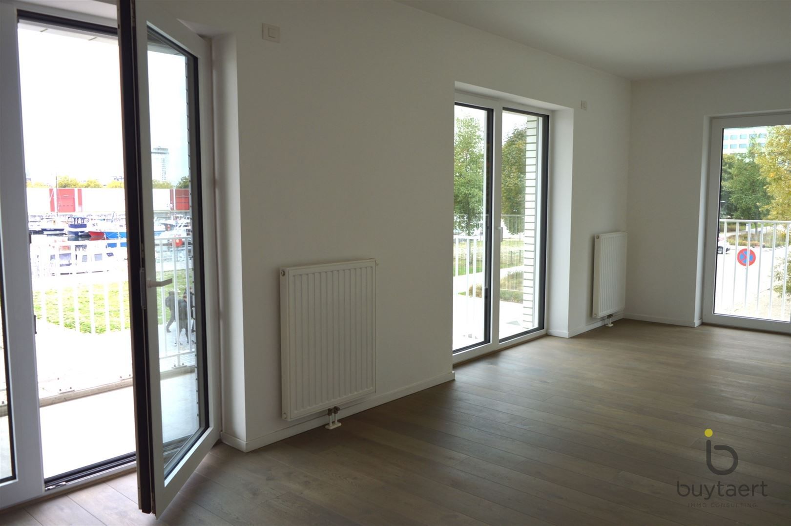 Recent en gezellig één slaapkamer appartement op het Eilandje! foto 4
