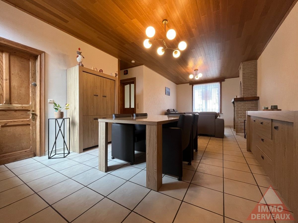 Geluveld - Open woning met grote tuin en zijoprit met garage foto 4